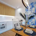 Apartment Blue Wave *